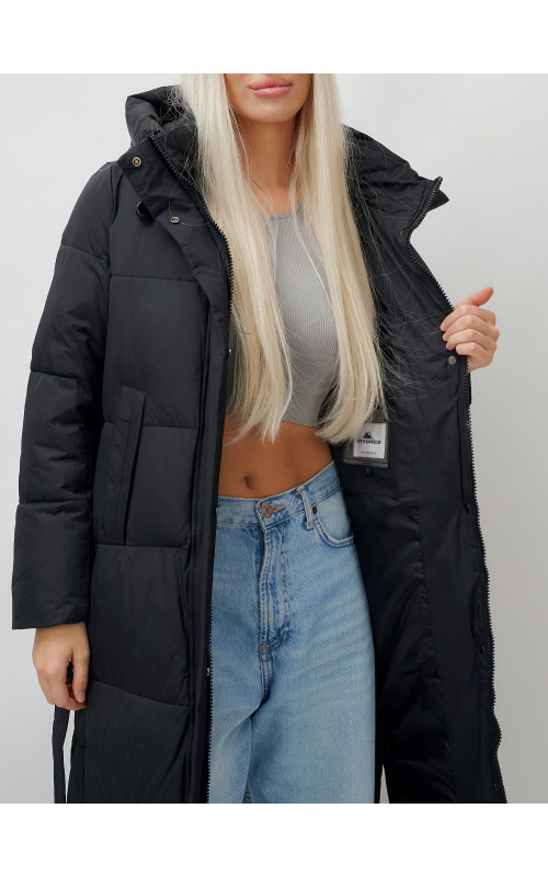 Тёплый женский пуховик с поясом и капюшоном.