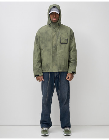 Спортивная мужская куртка для активного отдыха.