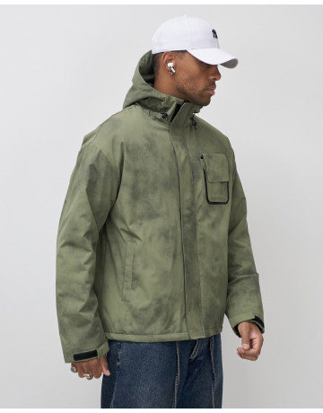 Спортивная мужская куртка для активного отдыха.