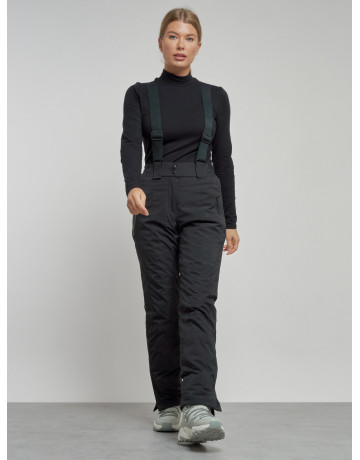 Женский горнолыжный костюм для зимних видов спорта.