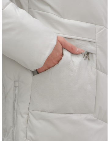 Утеплённая женская куртка с капюшоном для осени и зимы.