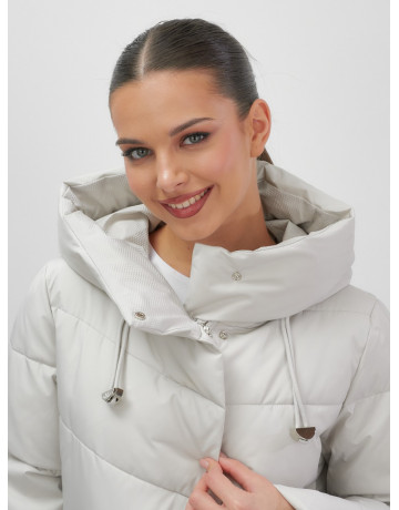 Утеплённая женская куртка с капюшоном для осени и зимы.