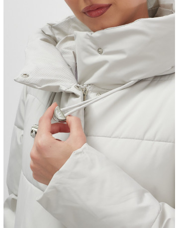 Утеплённая женская куртка с капюшоном для осени и зимы.