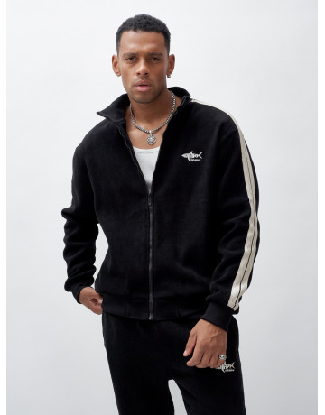 Мужской спортивный утеплённый костюм с начёсом для активного отдыха.