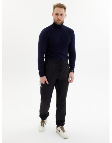 Туристические мужские брюки с флисовой подкладкой.