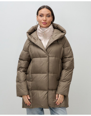 Женская зимняя куртка с капюшоном: стиль и комфорт для холодной зимы