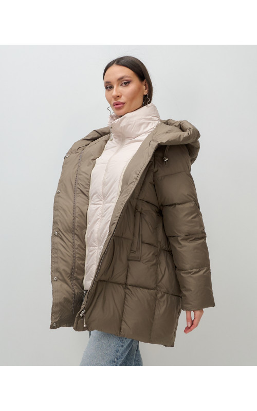 Женская зимняя куртка с капюшоном: стиль и комфорт для холодной зимы