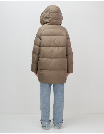 Женская зимняя куртка с капюшоном: стиль и комфорт для холодной зимы