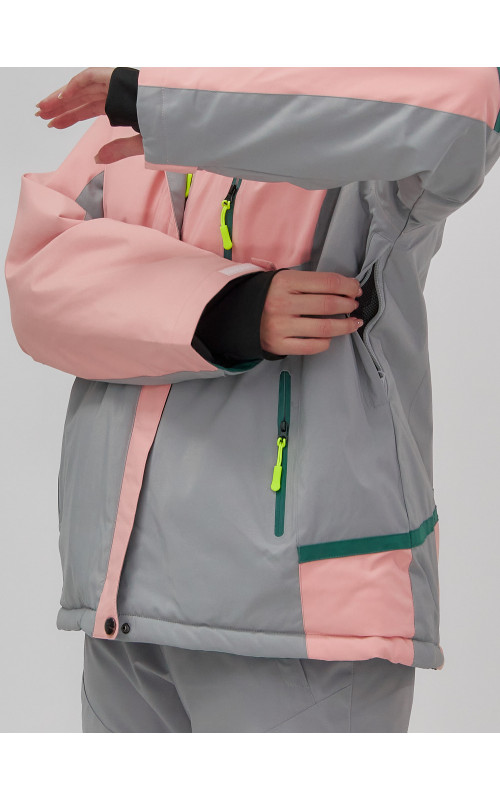 Женский горнолыжный костюм: стиль и комфорт для зимних активностей