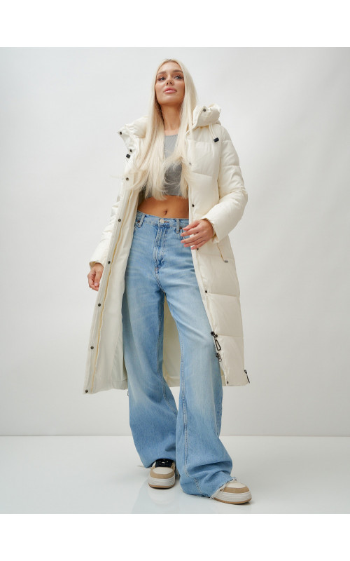 Зимний женский пуховик с капюшоном