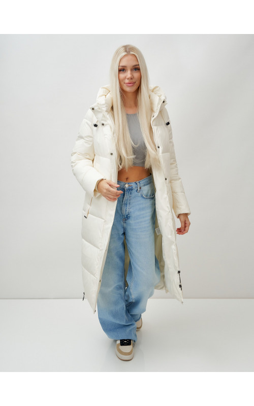 Зимний женский пуховик с капюшоном