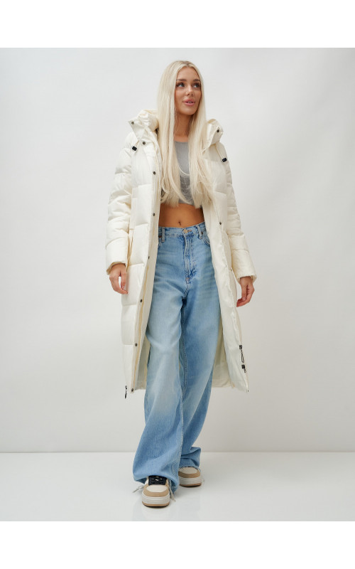 Зимний женский пуховик с капюшоном