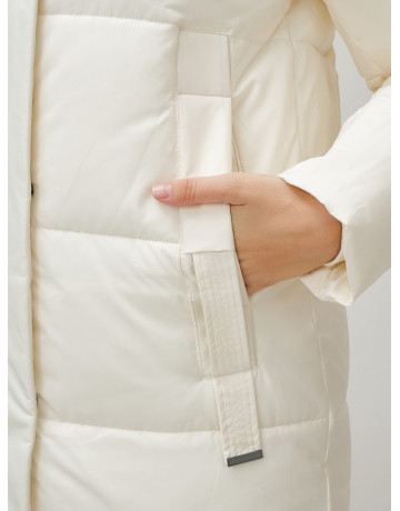 Зимний женский пуховик с капюшоном