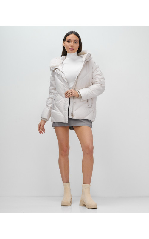 Женский зимний пуховик «Модный» с мехом.