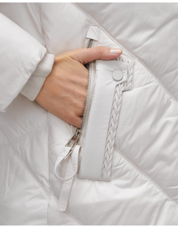 Женский зимний пуховик «Модный» с мехом.