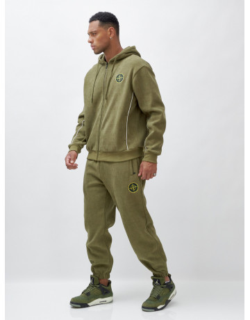 Утеплённый демисезонный костюм для мужчин свободного кроя.