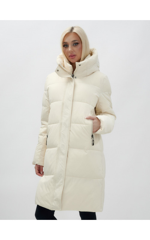 Тёплый женский пуховик с капюшоном до колена.