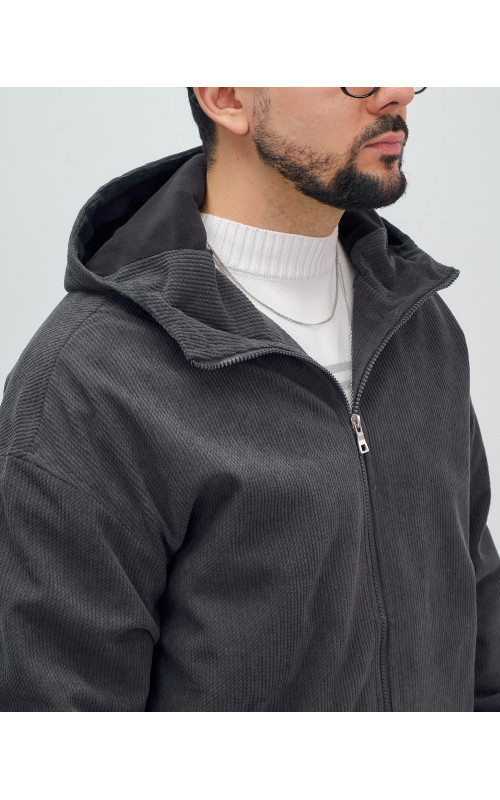 Мужская демисезонная куртка: стиль и комфорт.