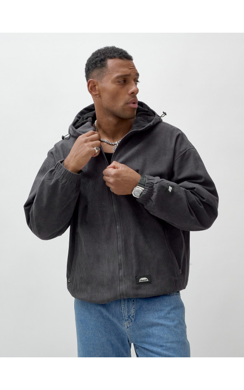 Мужская демисезонная куртка: стиль и комфорт.