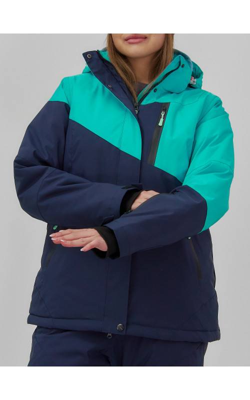 Женский горнолыжный костюм для активного отдыха.