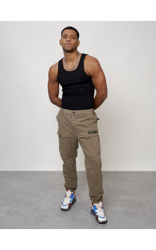 Мужские брюки карго зауженного кроя.