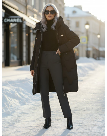 Женский длинный пуховик с капюшоном для зимы.