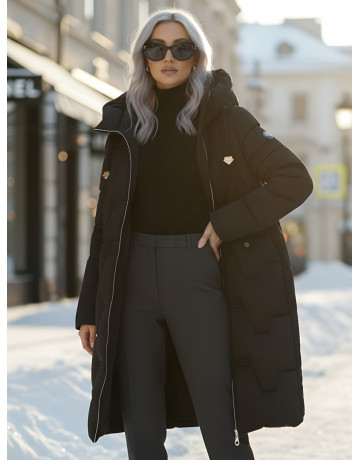 Женский длинный пуховик с капюшоном для зимы.