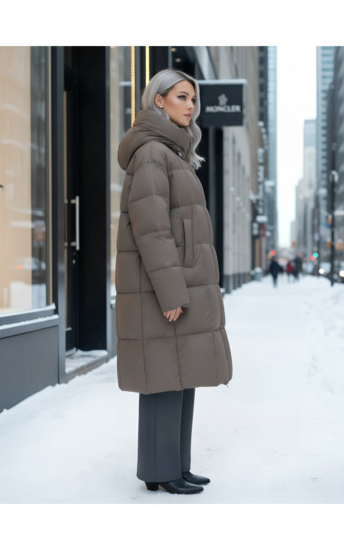 Длинный зимний пуховик для женщин