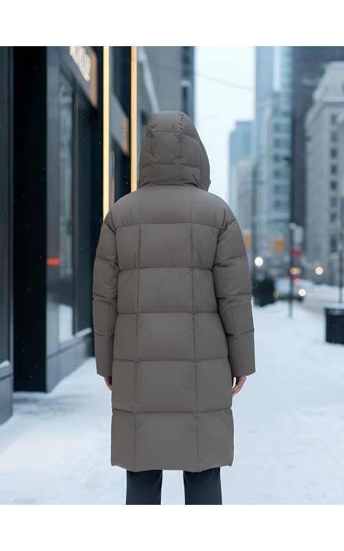 Длинный зимний пуховик для женщин