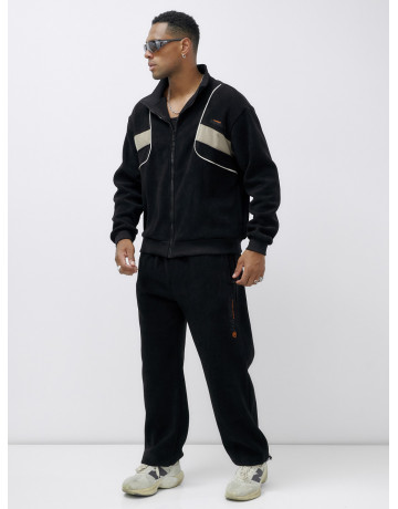 Утеплённый спортивный костюм для мужчин.