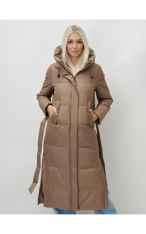 Тёплый женский пуховик с поясом и капюшоном.