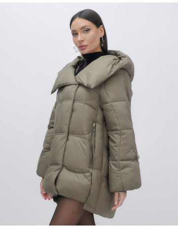 Зимний женский пуховик с капюшоном для холодного сезона.