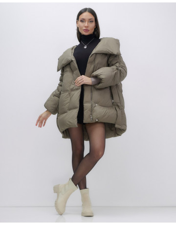 Зимний женский пуховик с капюшоном для холодного сезона.