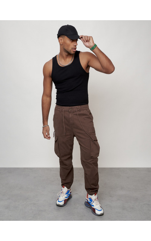 Мужские брюки карго зауженного кроя.