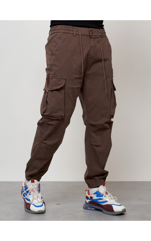Мужские брюки карго зауженного кроя.