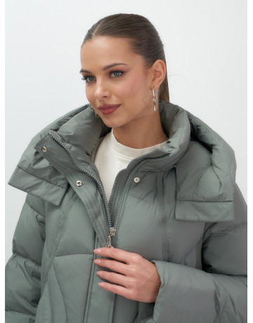 Длинный женский пуховик с капюшоном