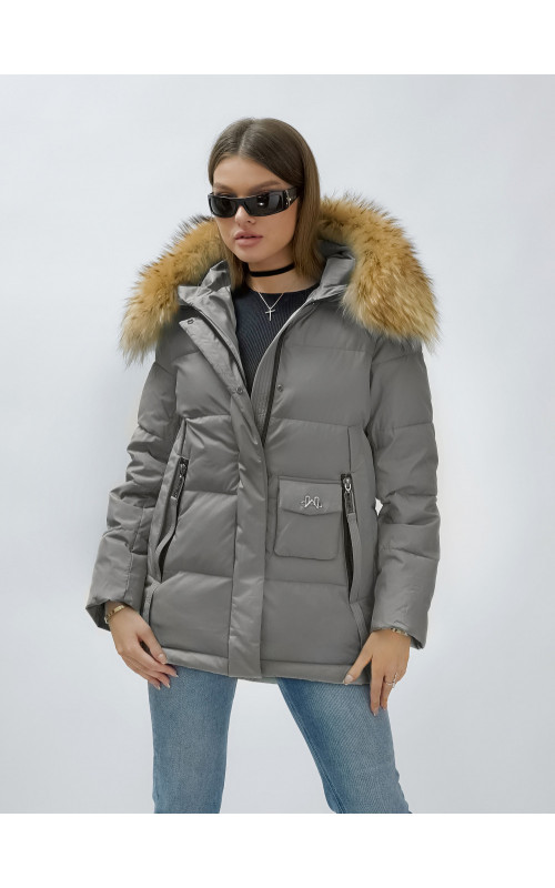 Женская зимняя куртка премиум-класса с мехом енота.