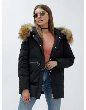 Зимняя женская куртка премиум-класса с натуральной опушкой енота.