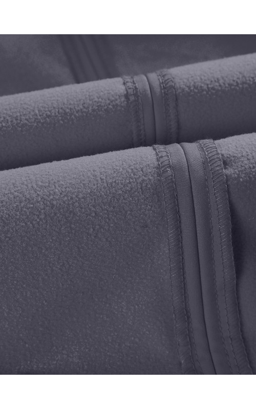 Женская парка для активных прогулок.