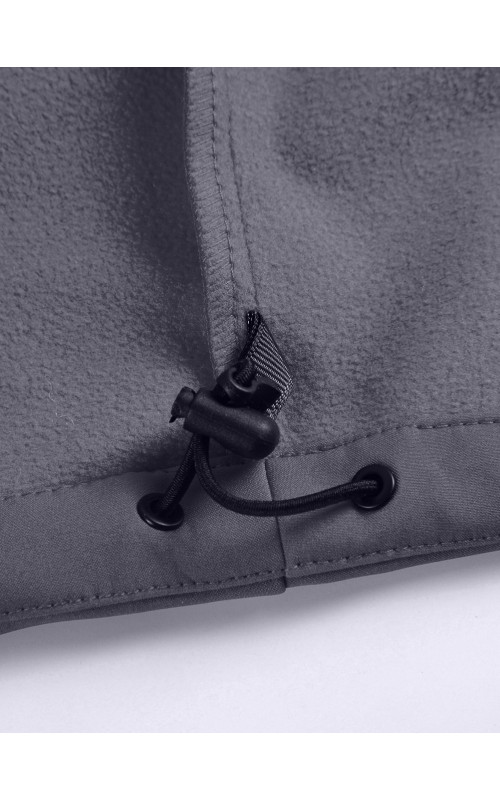 Женская парка для активных прогулок.