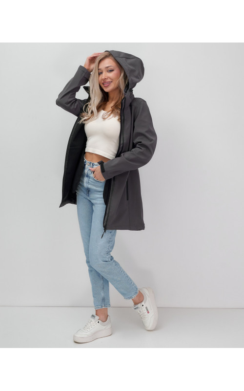 Женская парка для активных прогулок.