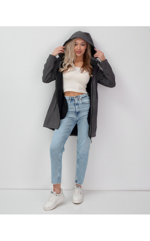 Женская парка для активных прогулок.