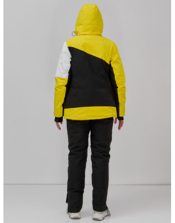 Женская горнолыжная куртка для активных женщин.