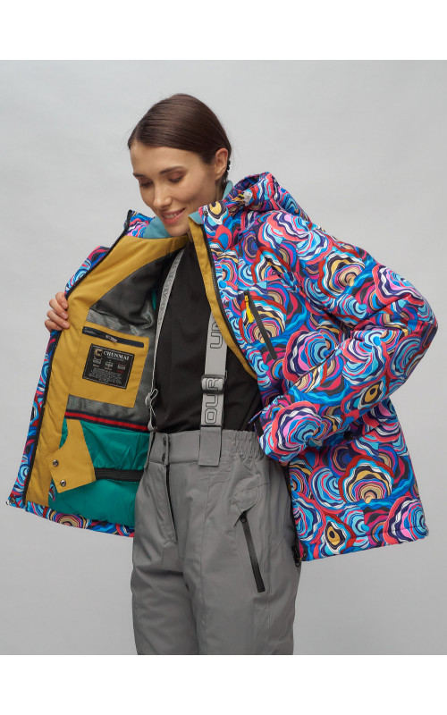 Женский горнолыжный костюм зимний.