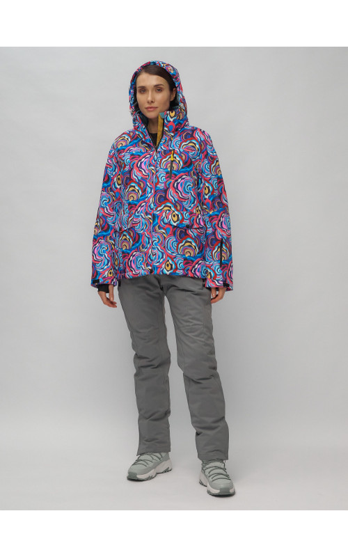 Женский горнолыжный костюм зимний.