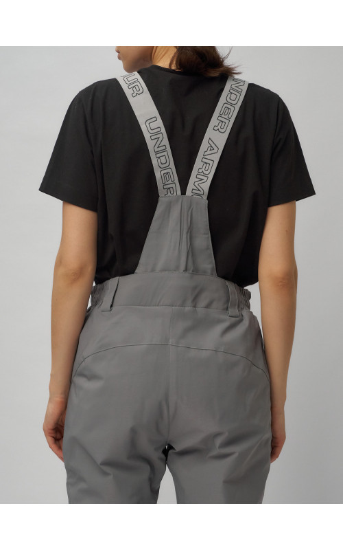 Женский горнолыжный костюм зимний.