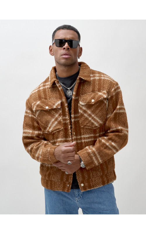 Мужская рубашка из шерсти прямого кроя с флисовой подкладкой.