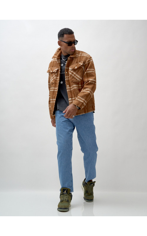 Мужская рубашка из шерсти прямого кроя с флисовой подкладкой.