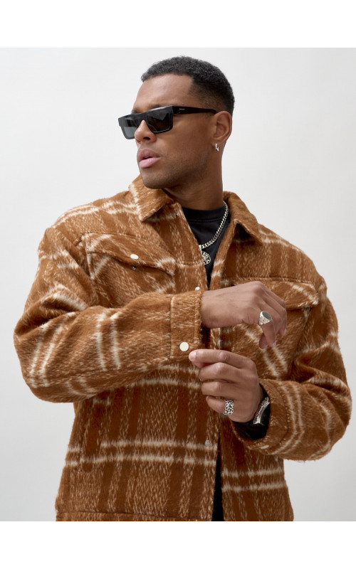 Мужская рубашка из шерсти прямого кроя с флисовой подкладкой.