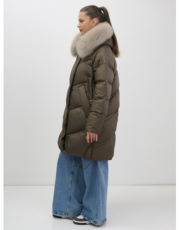 Длинный зимний пуховик премиум-класса с мехом песца